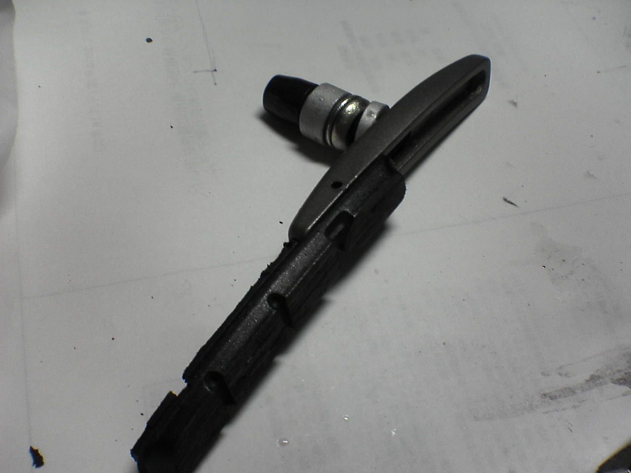 ブレーキシューの交換方法