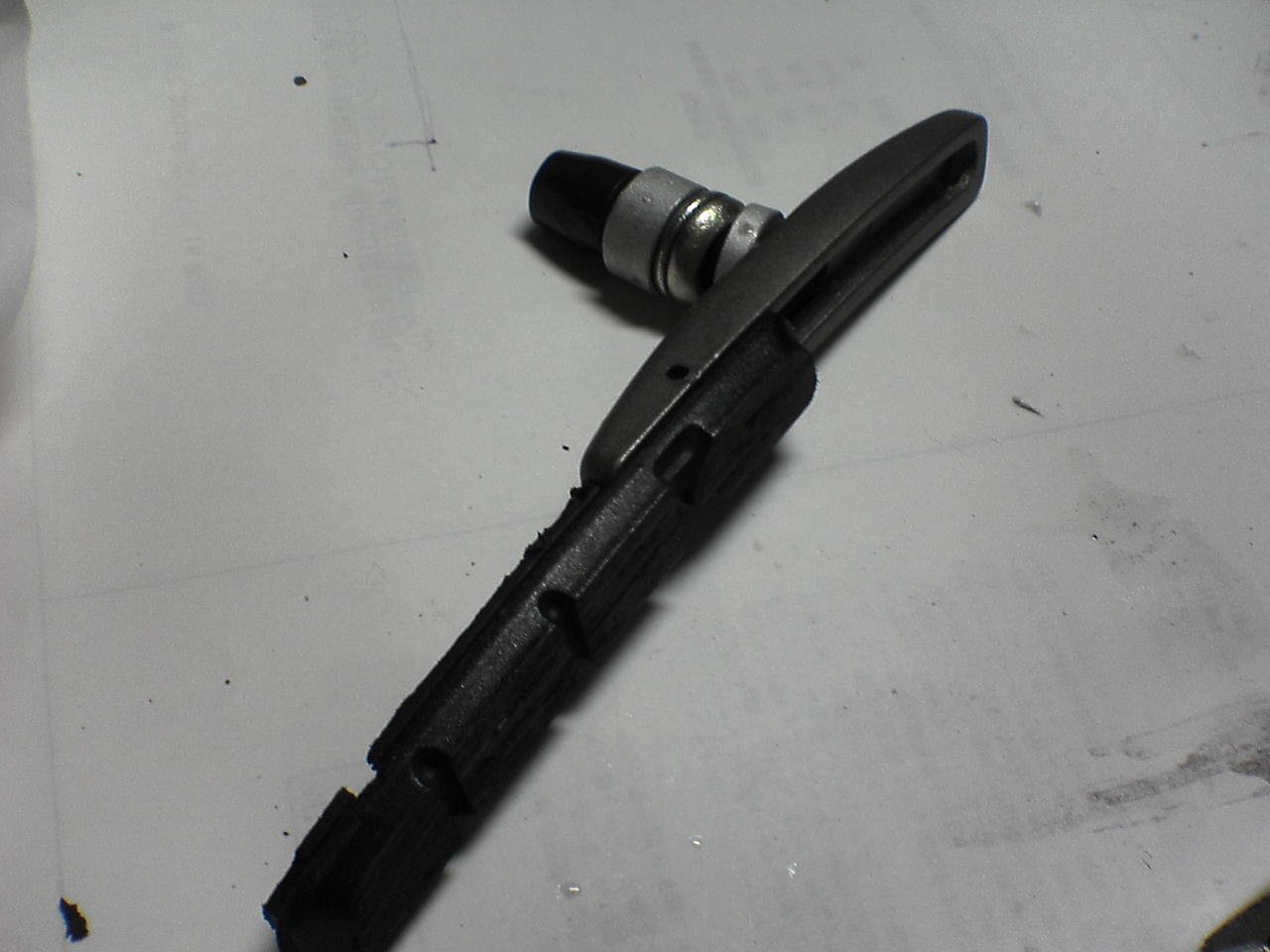 ブレーキシューの交換方法