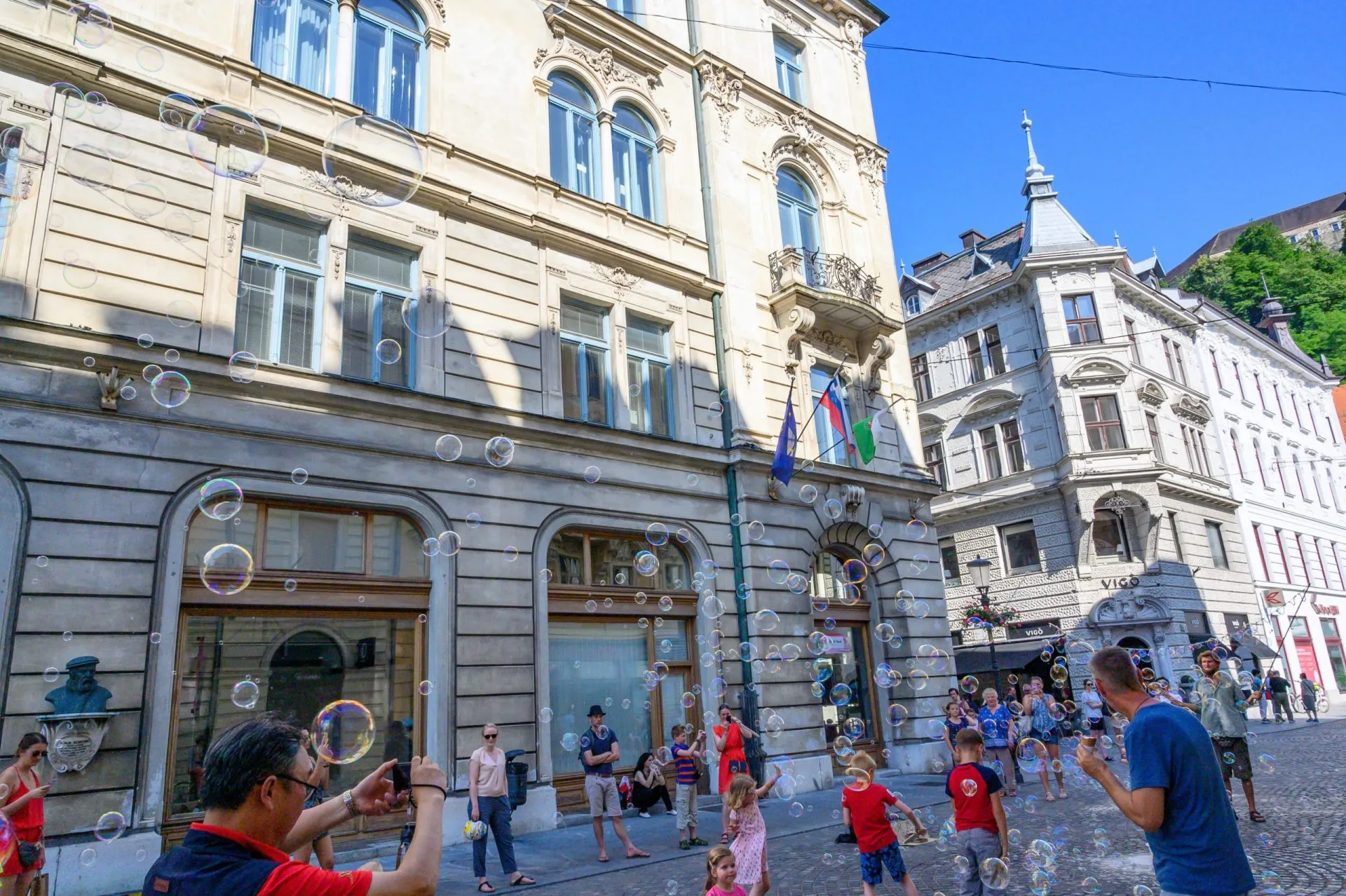 シャボン玉の大道芸