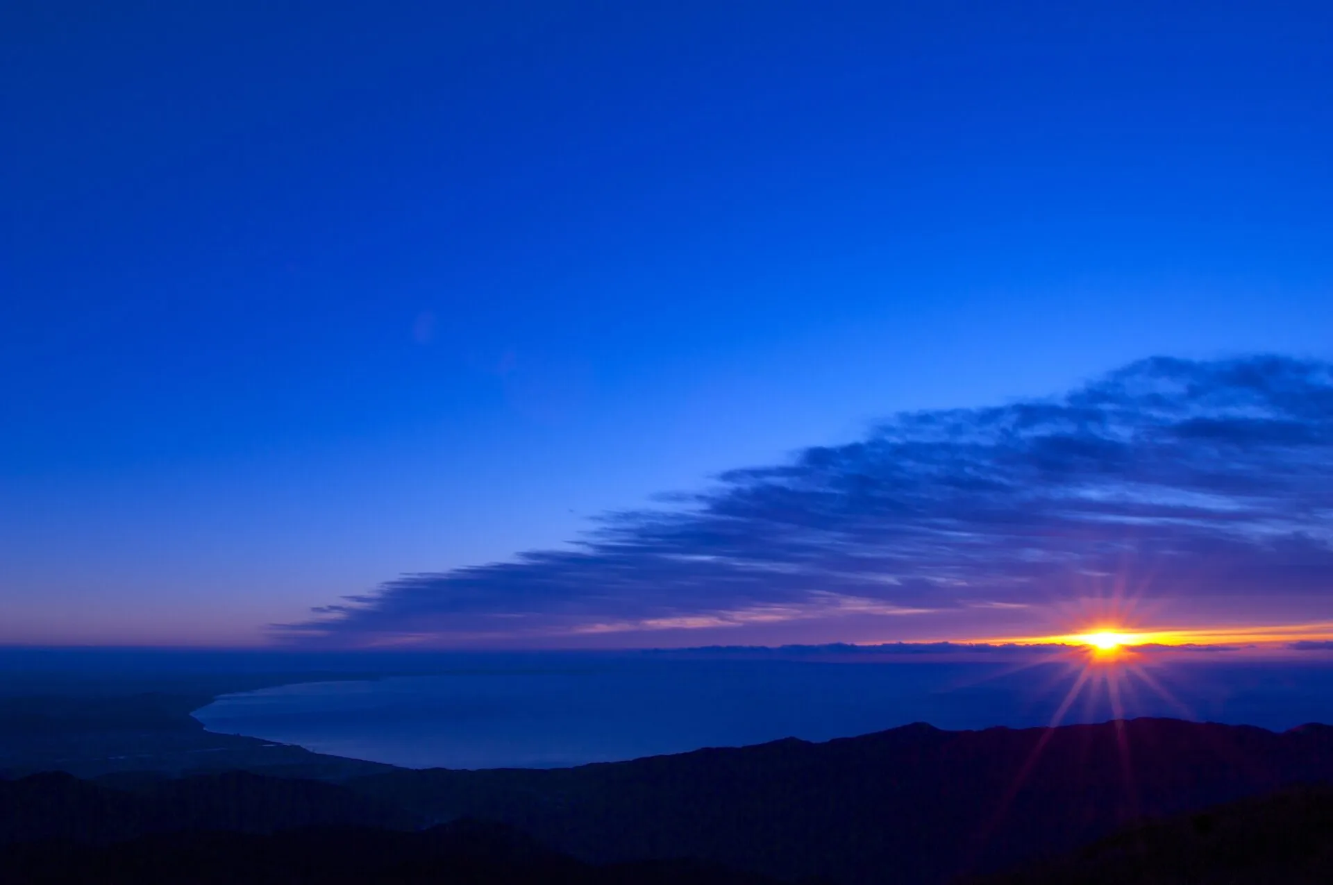 初日の出のクローズアップ