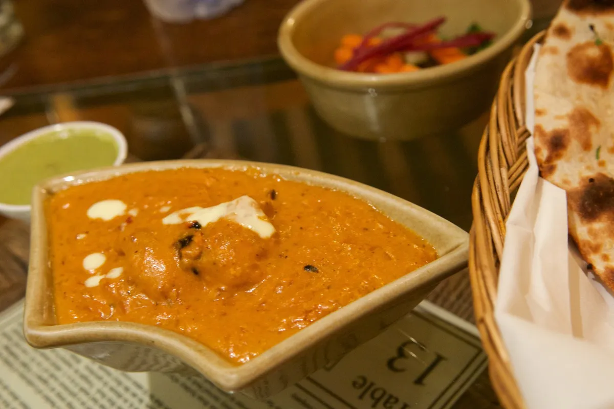 インド街のカレー屋