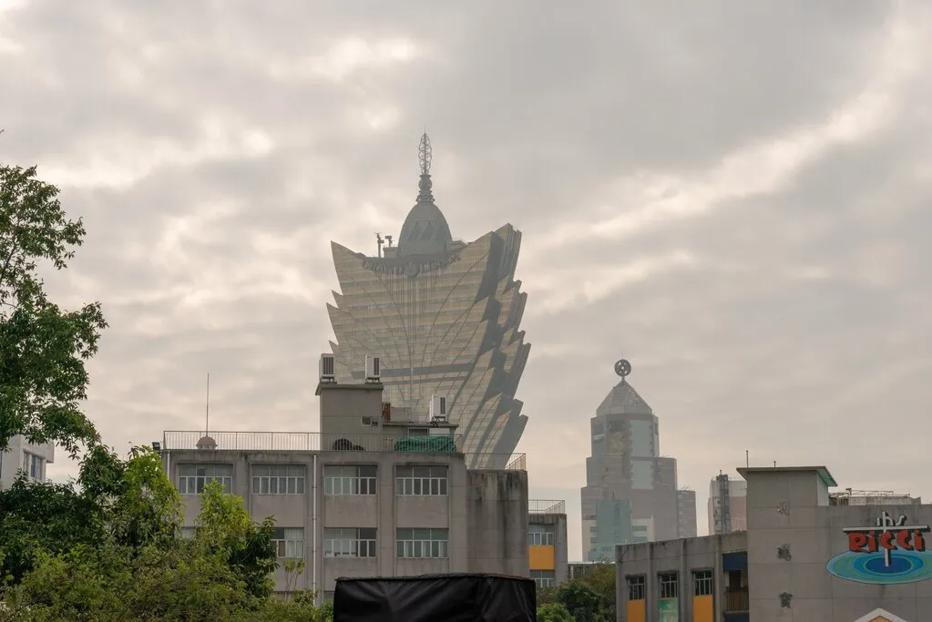 マカオの変わった形の建物