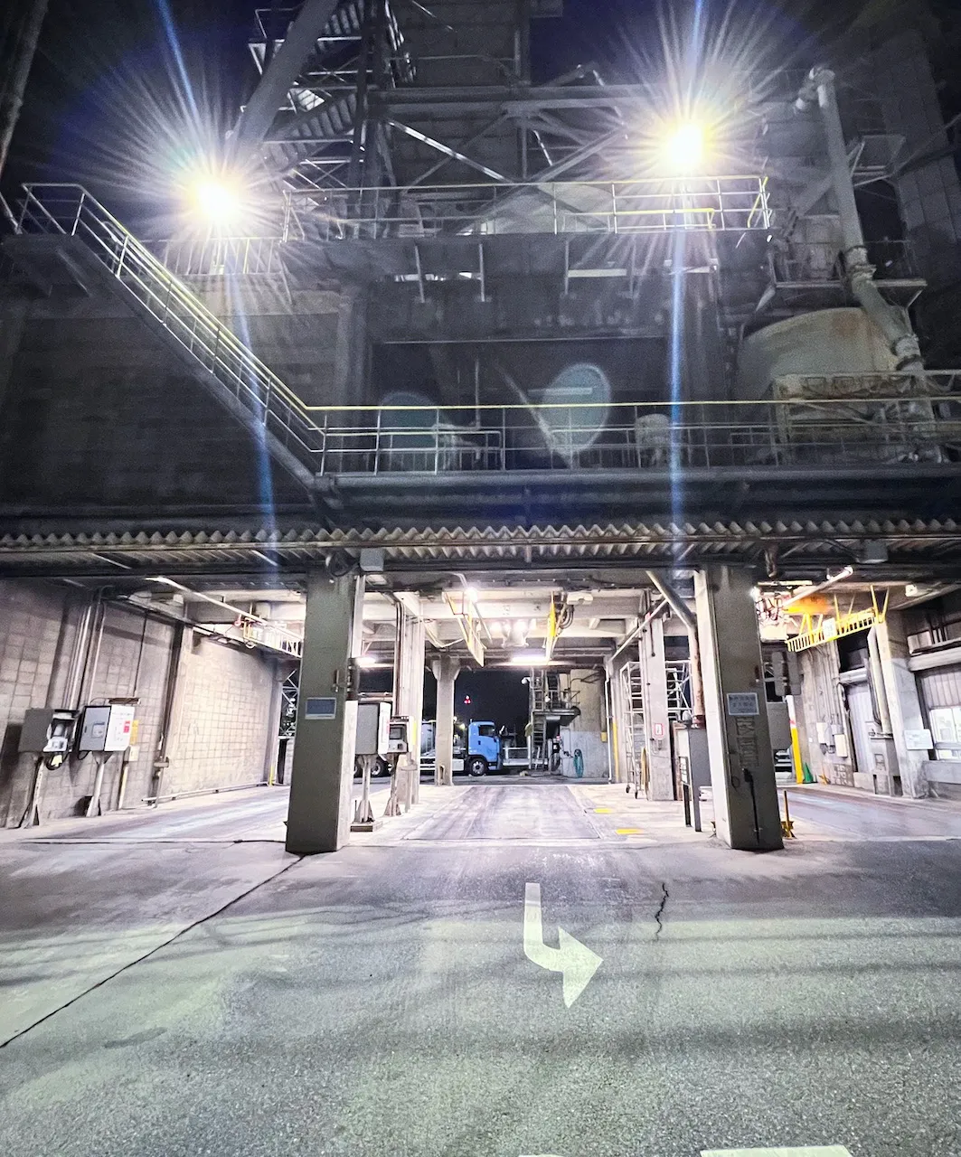 プラントの複雑な配管