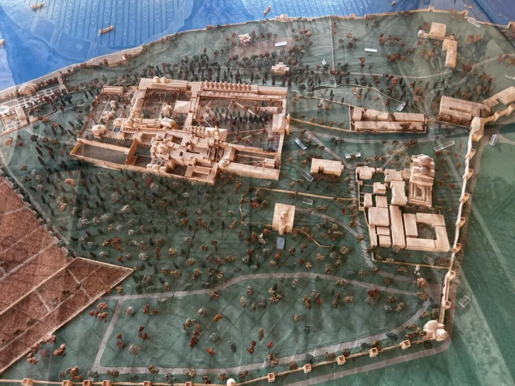 トプカプ宮殿の中庭