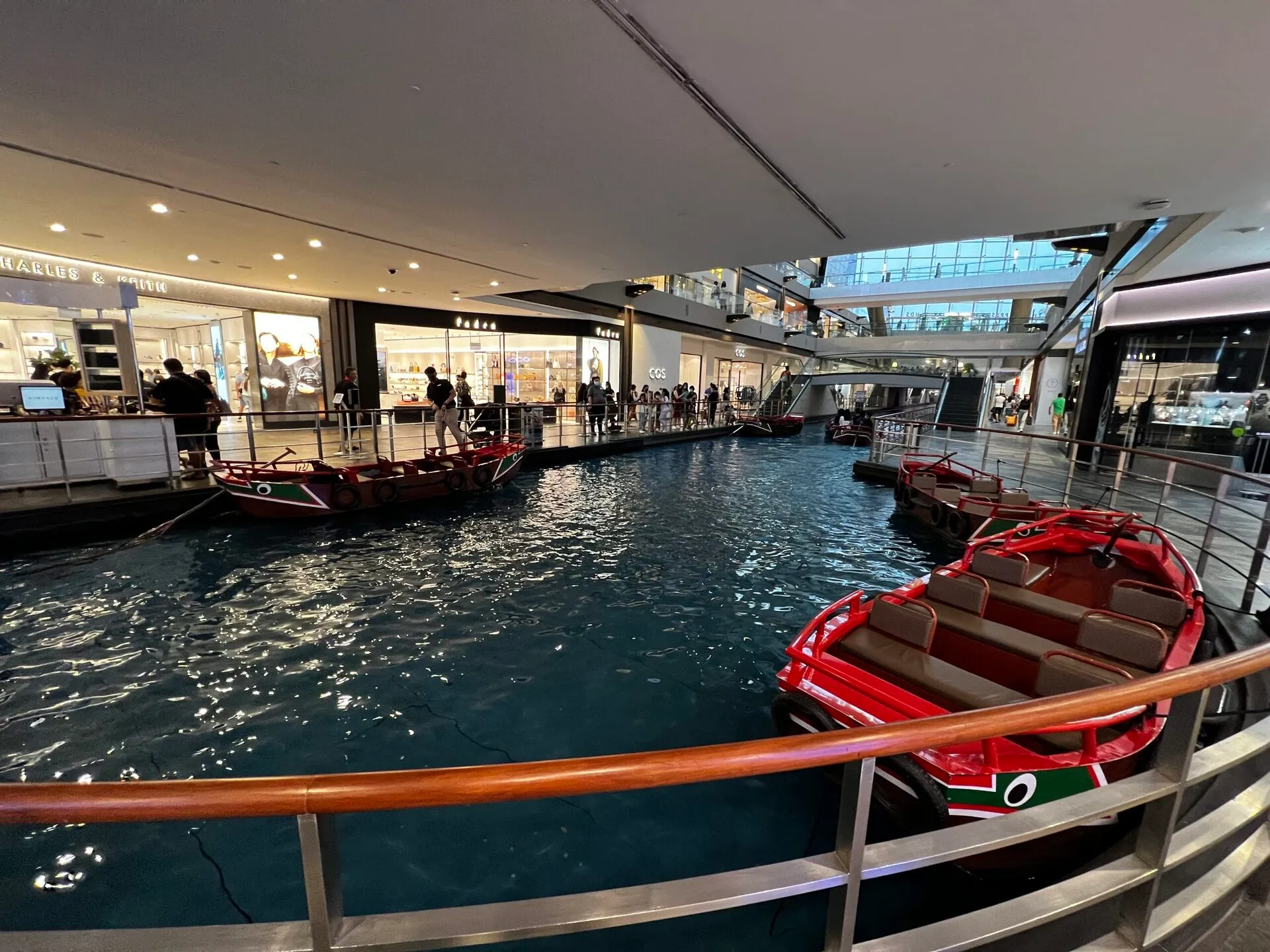 Marina Bay Sandsのモール入口